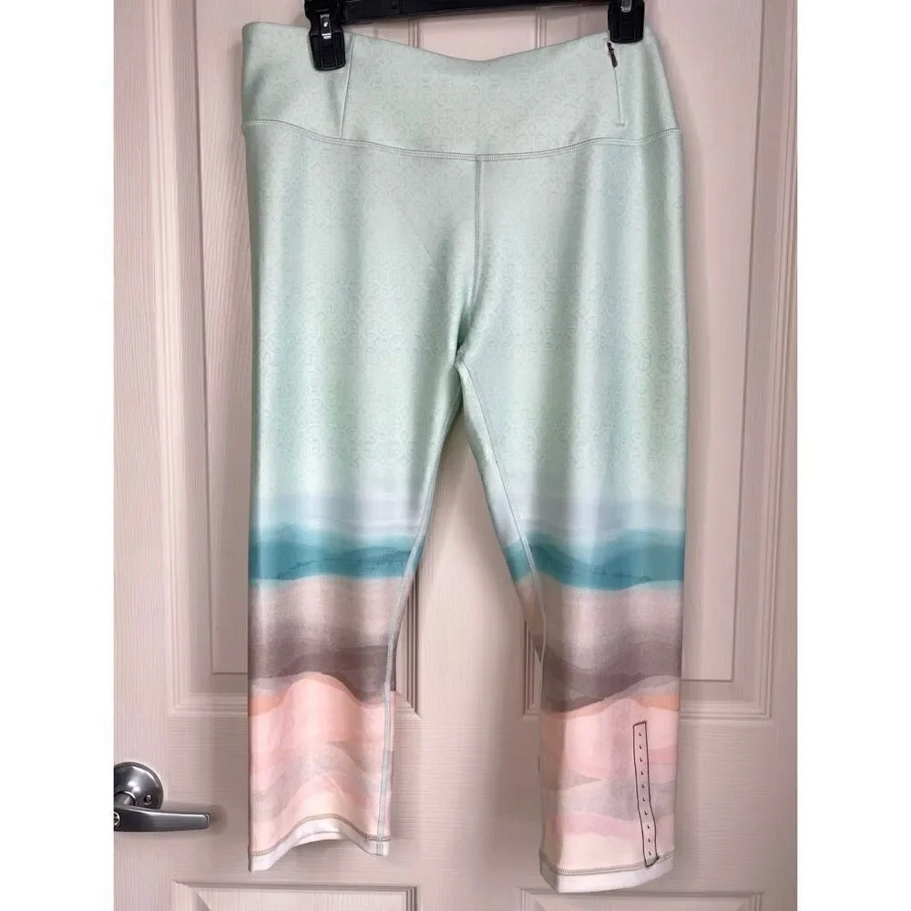 NWT CALIA Essential Mid-rise Capri Leggings (Mint Landscape) - Large